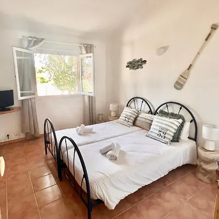 Maison Pinarellu A Pieds Willa