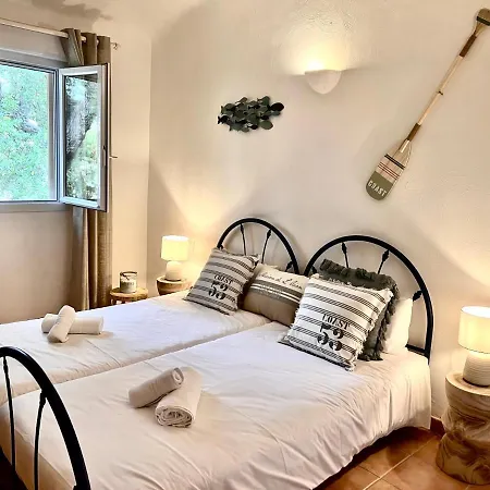 Maison Pinarellu à Pieds Villa