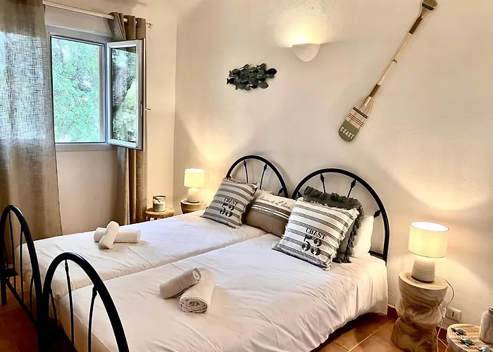 Maison Pinarellu à Pieds Villa