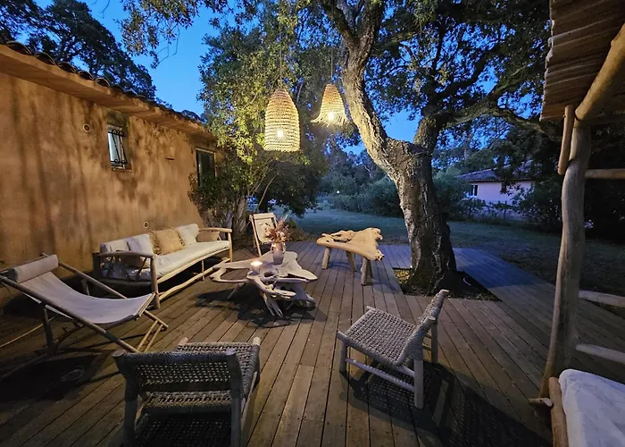 Maison Pinarellu à Pieds Villa *